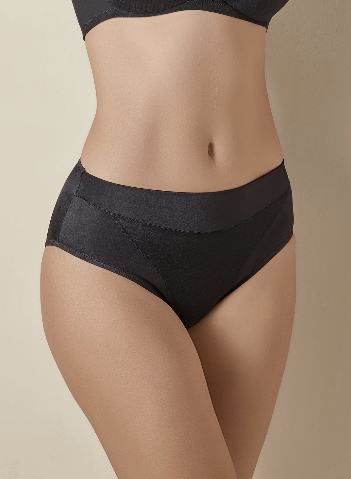 ROXANA - Image 8